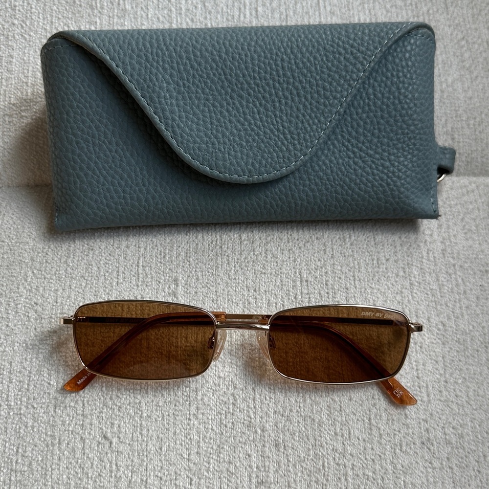 90’s Style Olsen Brown Sunglasses